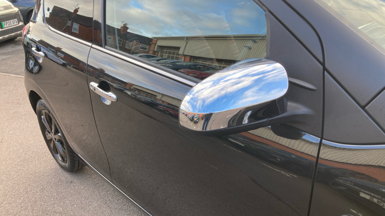 Citroen C1 1.0 VTi 72 Shine 5dr Petrol Hatchback